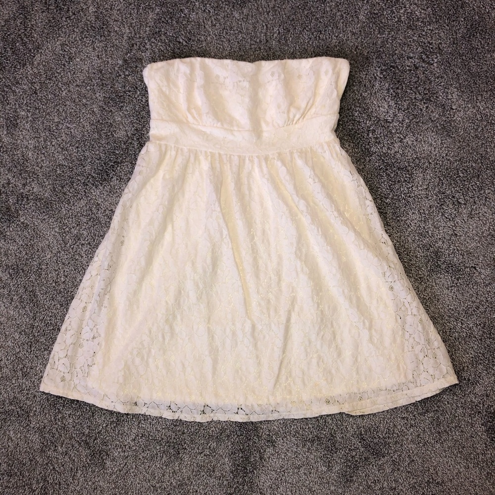 Forever 21 creme lace mini dress